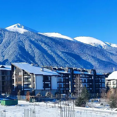 Aspen Heights 4 Bed Apartment